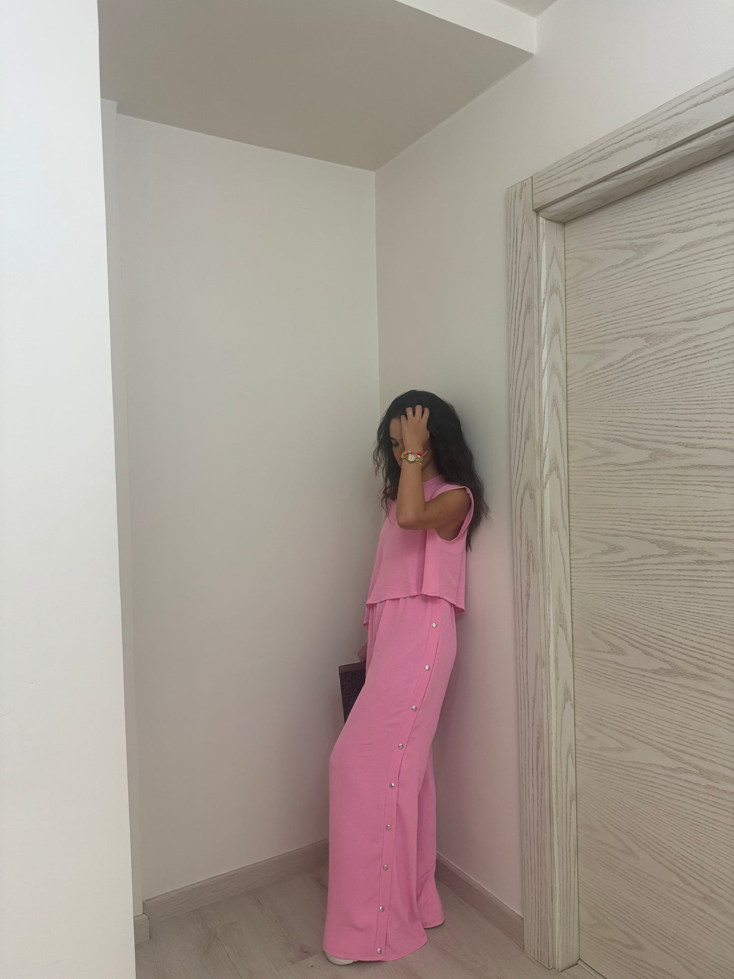 The capsules set (wide leg)